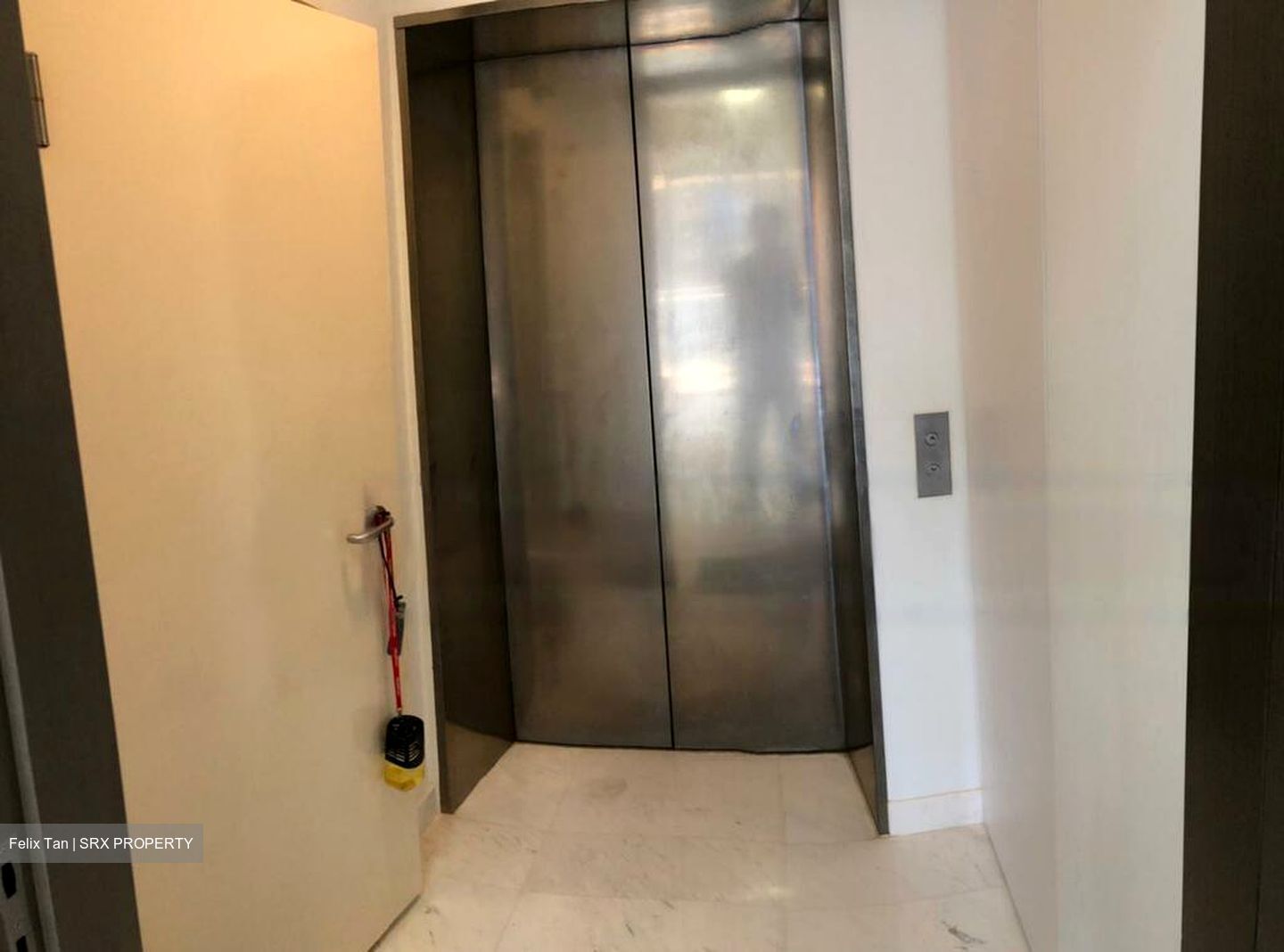 Starlight Suites (D9), Apartment #483331131